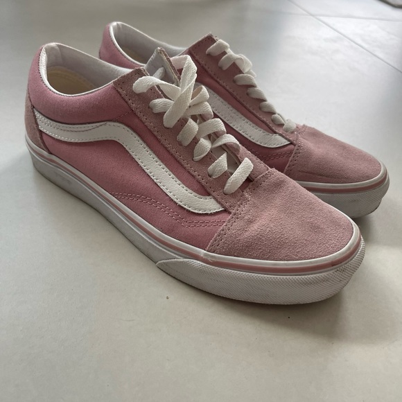 Pink old school vans - Picture 2 of 3